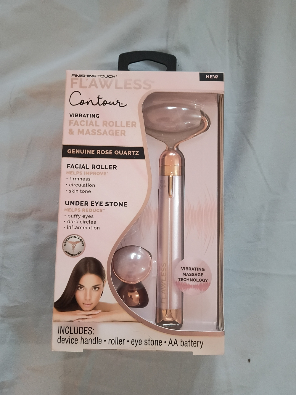 Finishing Touch Flawless Contour Vibrating Facial Roller - Rose Quartz Pink